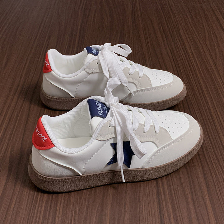 Dame Sneakers i sporty retro-design med polstret indersål Stilla