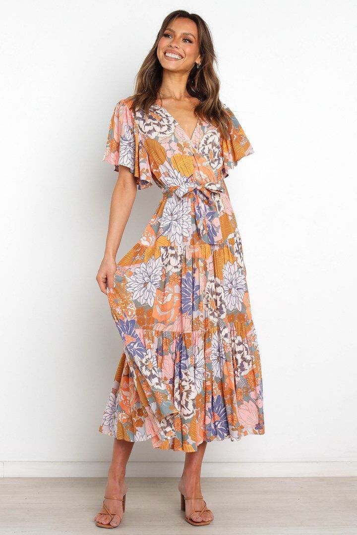 Dame Maxi-Kjole med floralt design og svajende nederdel Stilla