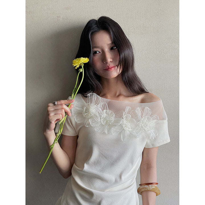 Dame Off-Shoulder-Bluse med blomster-spidsapplikationer og tætsiddende snit Stilla