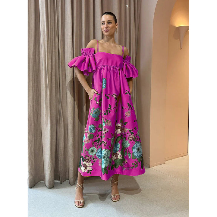 Dame maxikjole med voluminøse rumper og floralt design Stiila