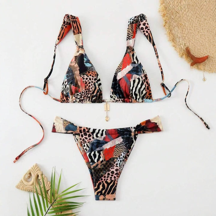 Dame Farverig mønstret Bikini med justerbare stropper og skinnende detalje Stilla