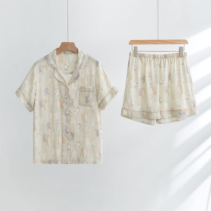 Dame kortærmet pyjamassæt med blomsterdesign og knap-til-krave Stilla
