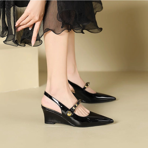 Dame Wedge Slingback Hæle med dekorativt Rem-detajle Stilla