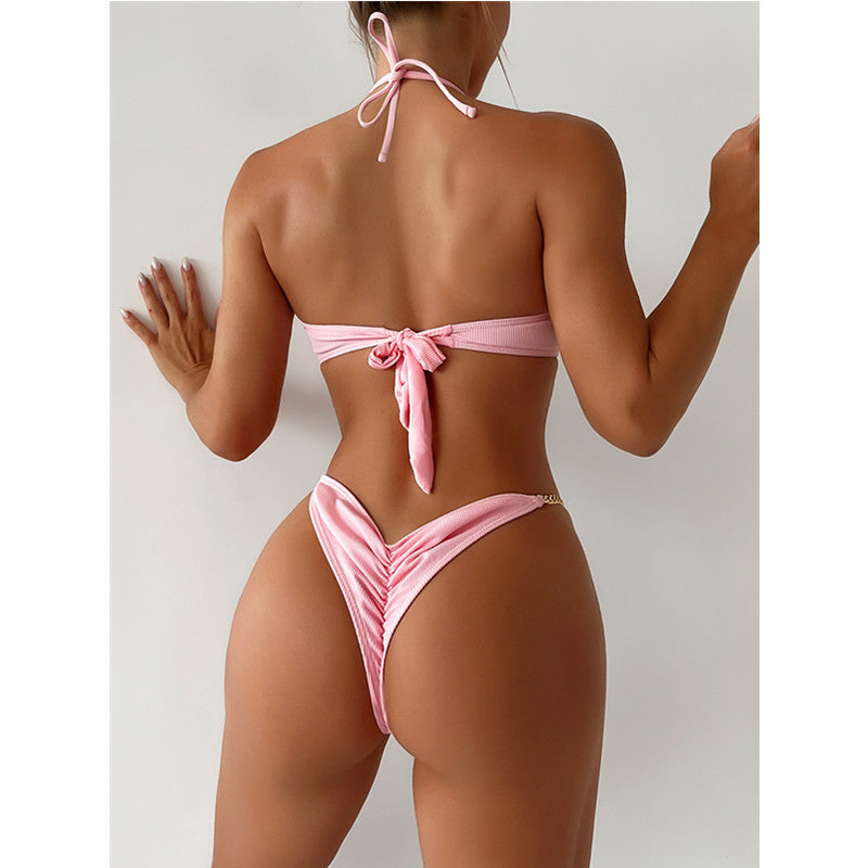 Dame Bandeau-Bikini med dekorativ kædelys og elegant volangdesign Stilla