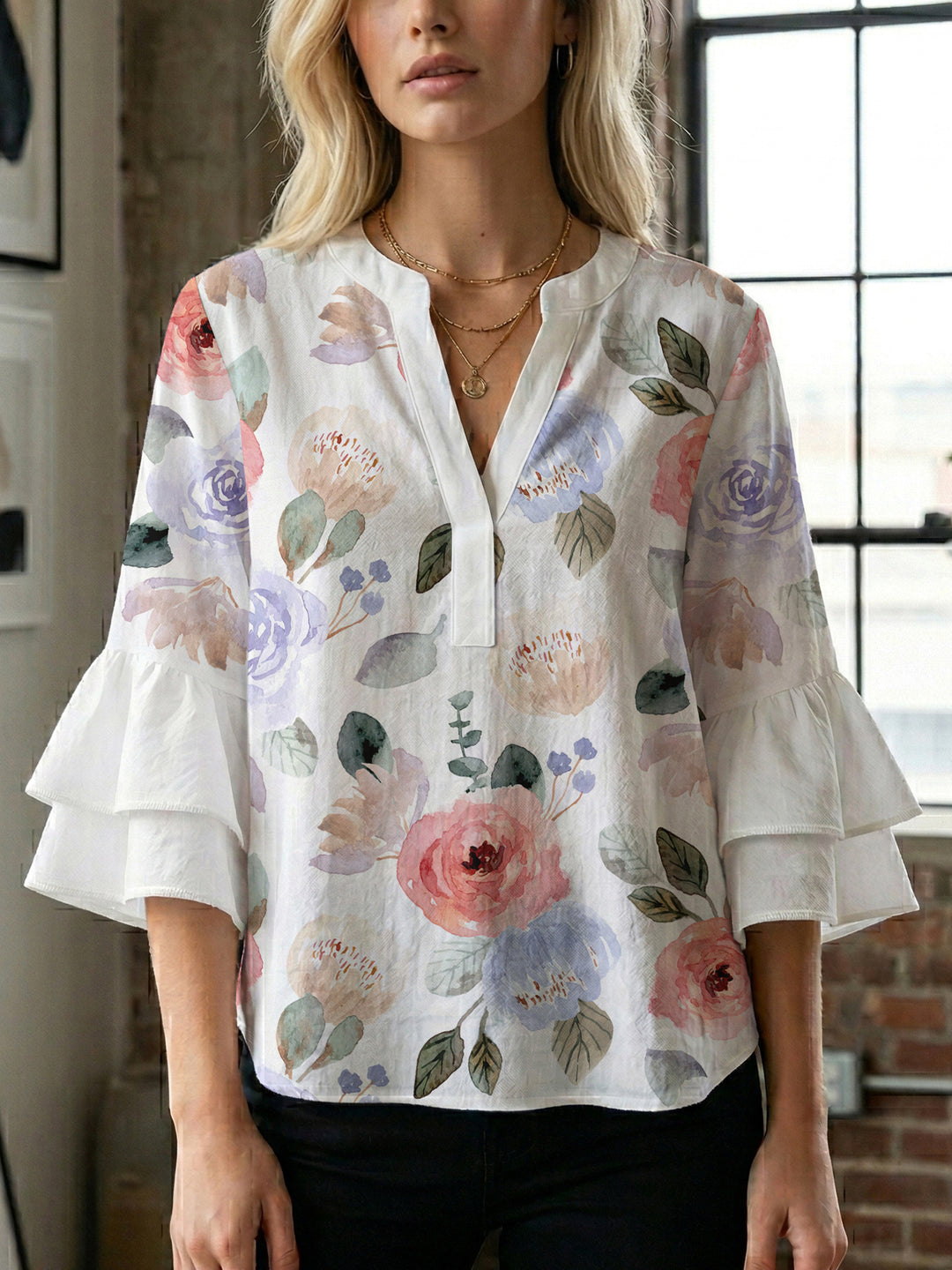 Dame Elegant top med volumiøse puffærmer og floraltryk Skovae