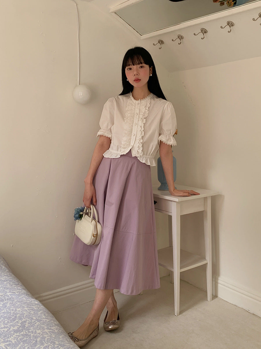 Dame romantisk bluse med ruffles detaljer og smukke knap dekorationer Stilla