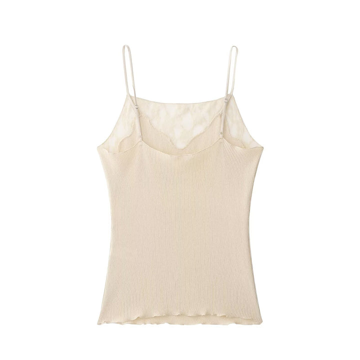 Dame spids-cami-top med sarte stropper og elegante detaljer Skovae