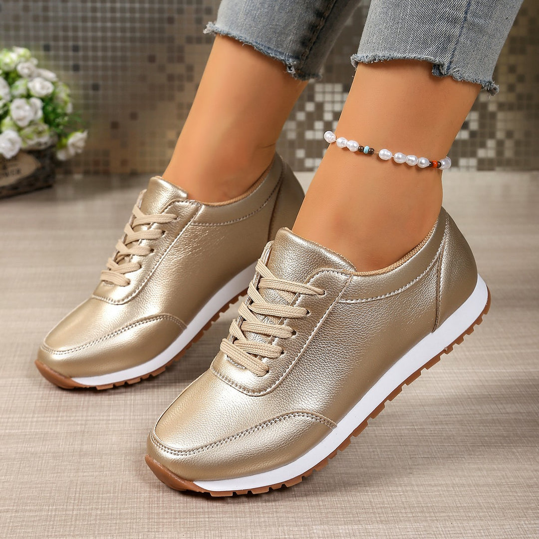 Dame Mode Sneakers i sporty design med glitrende overflade Stilla