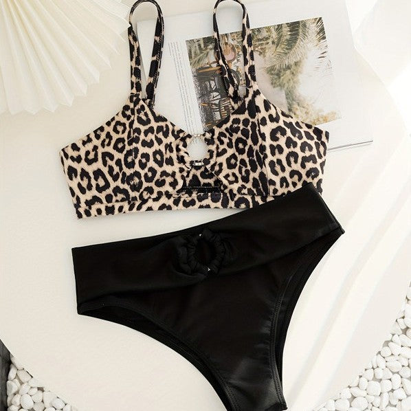 Dame bikini sæt med moderigtig leopardprint og flatterende snit Stilla