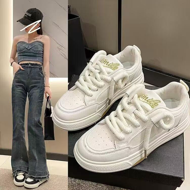 Damer sporty sneakers med åndbart overmateriale og polstret sål Stilla