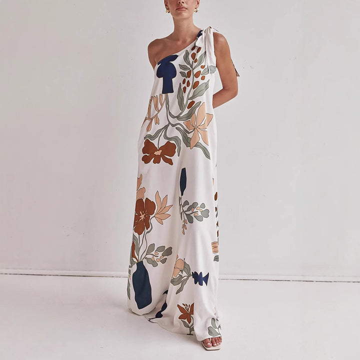 Dame Maxi-kjole med asymmetrisk stropdesign og blomstermønster Stiila