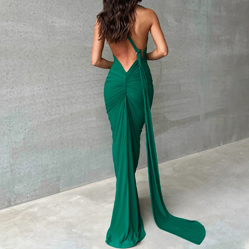 Dame elegant off-shoulder aftenkjole med slank silhuet Stilla