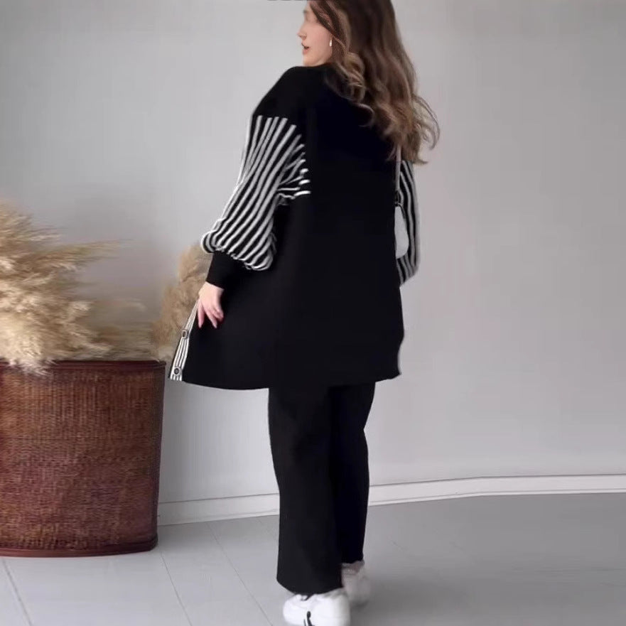 Dame moderens og komfortabelt lounge-sæt med bred pasform og struktureret cardigan Stilla