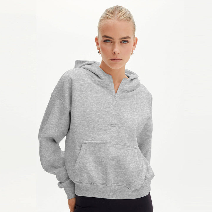 Dame hoodie med halv lynlås og oversized fit Stilla
