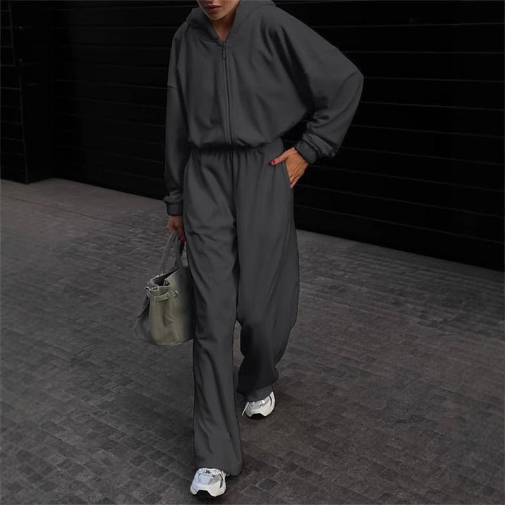 Kvinders hyggelige fleece jumpsuit med hætte og praktiske lommer Skovae