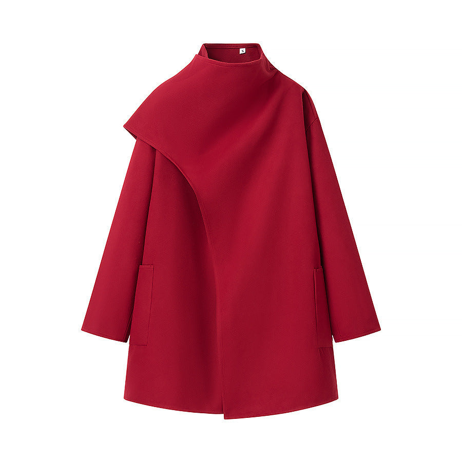 Dame overgangsjakke med asymmetrisk snit og elegant revers Stilla