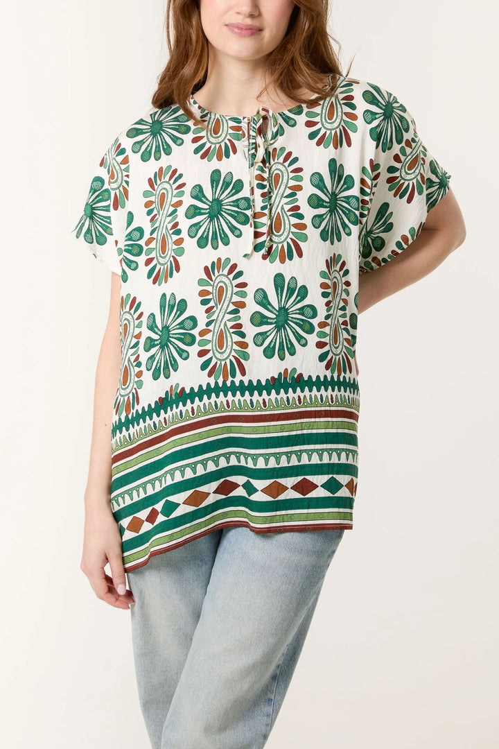 Dame bohemeinspirerede blomsterprint tunika-top Stilla