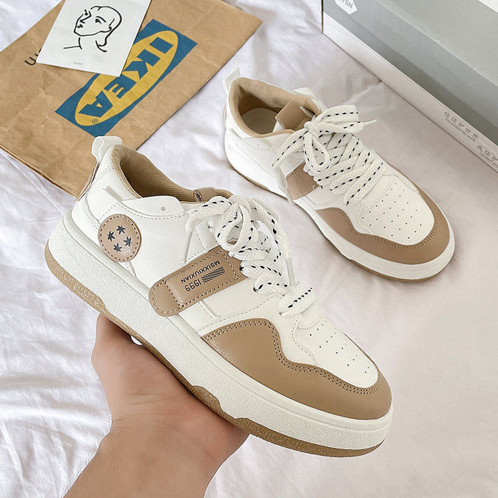 Dame moderigtige sneakers med trendy dobbelt-snørning og anatomisk formet fodseng Stilla