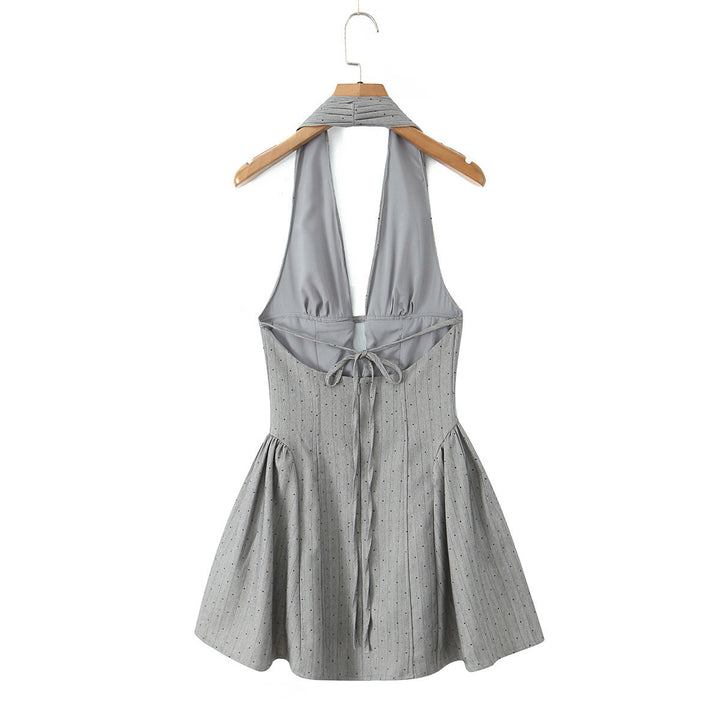 Femme Halter Neck Double Plunging A-linie Kjole Stilla