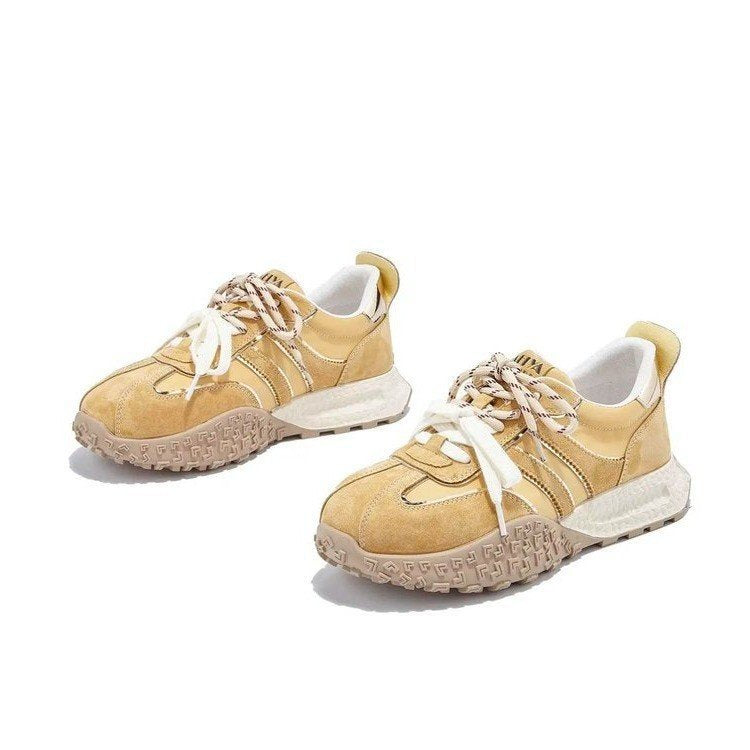 Dame Sneakers lavet af højkvalitets ruskind med åndbar mesh-overflade og innovativ dæmpningsteknologi Stilla