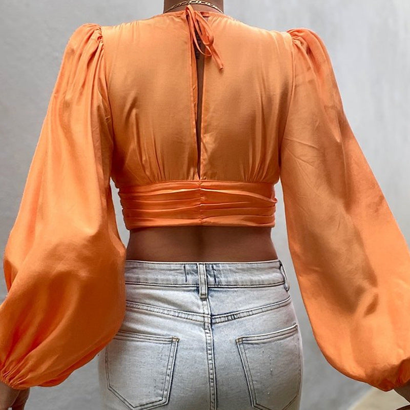 Dame Mode Bouclé-Crop-Top med pufærmer og knapdetaljer Stilla