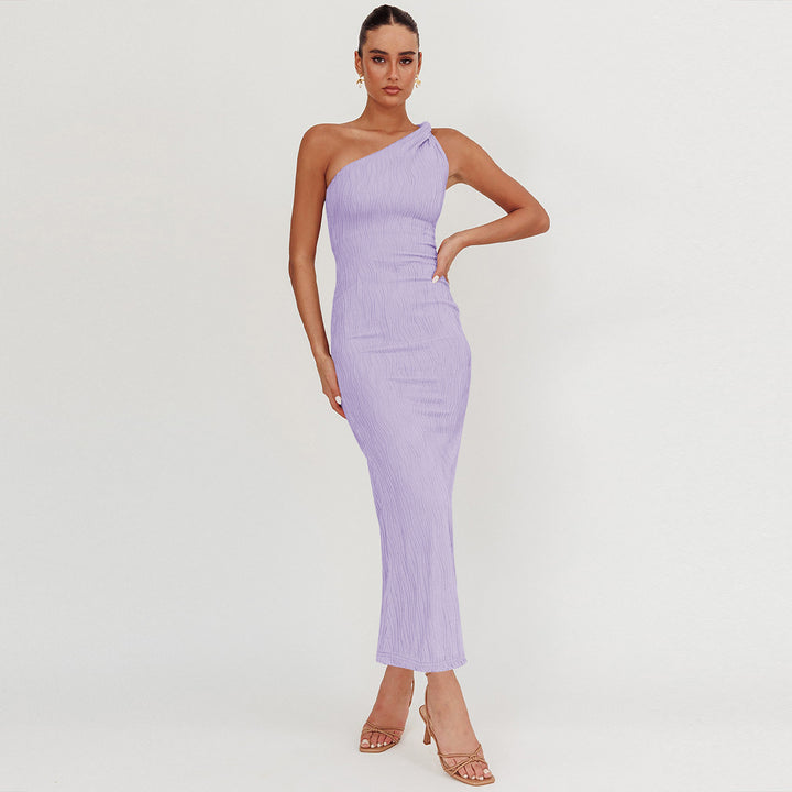 Dame maxikjole med asymmetrisk skulderdesign og elegant drapering Stilla
