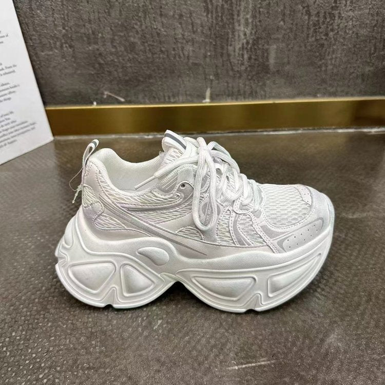 Dame sporty sneakers i futuristisk design Stilla