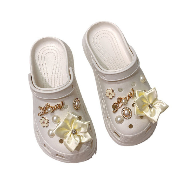 Damer Legesyge Clogs med elegant blomstersmykning og personlige accentuer Stilla