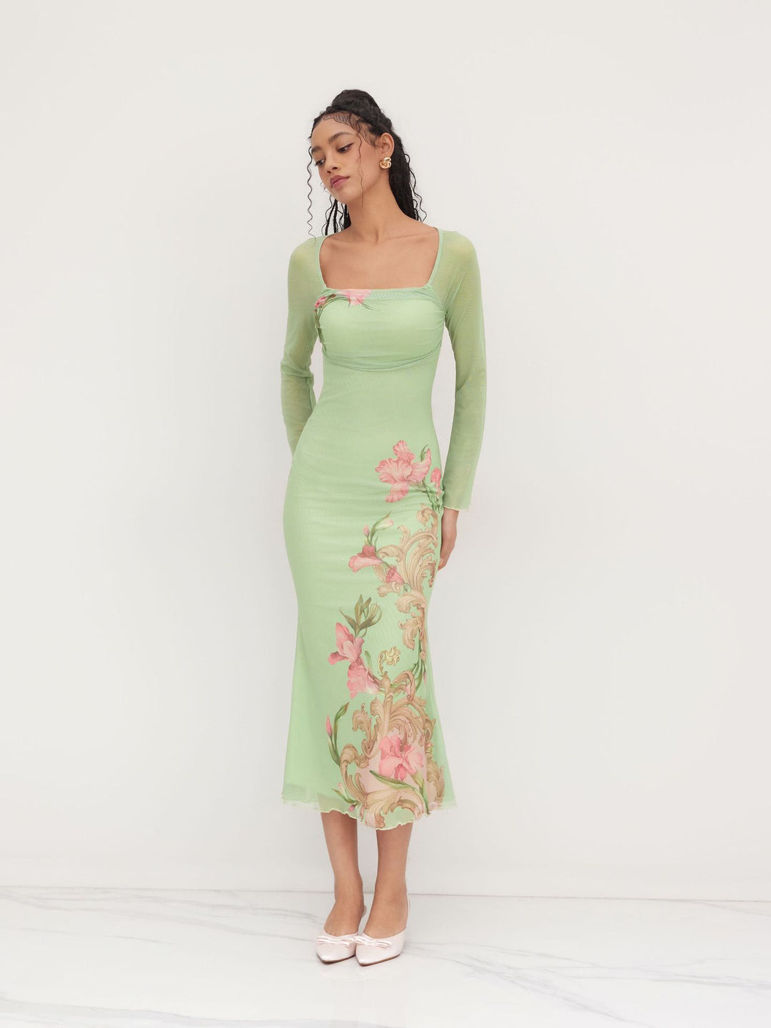 Dame elegant Midikjole med blomsterdesign og gennemsigtige lange ærmer Skovae