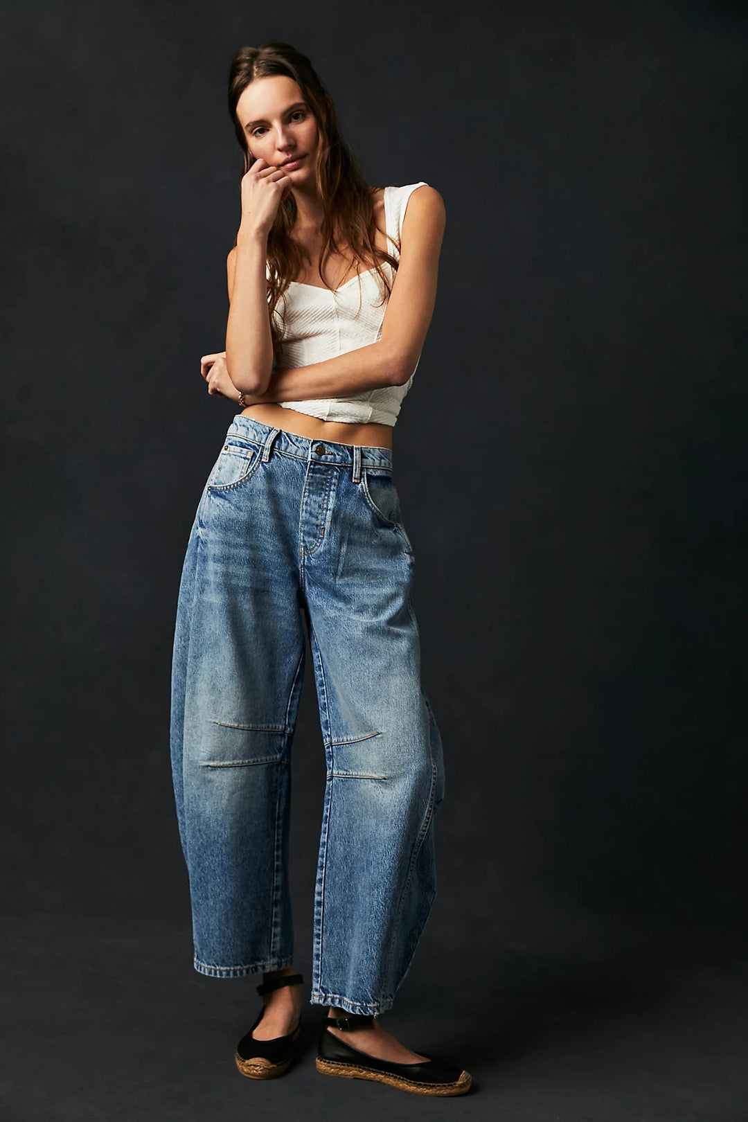 Dame Baggy-Jeans i Moderne Stil Stilla