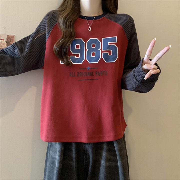 Femme Relaxed Fit Grafik Sweatshirt med kontrast ribærmer Stilla