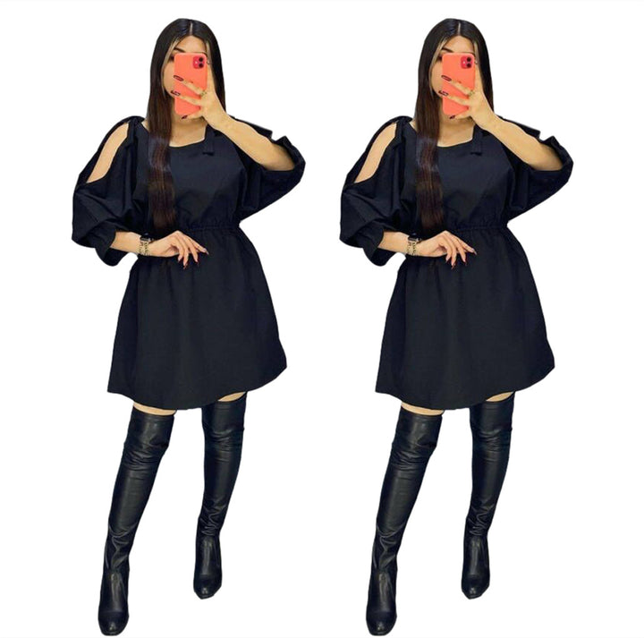 Dame kortærmet kjole med off-shoulder design og rynker Stilla