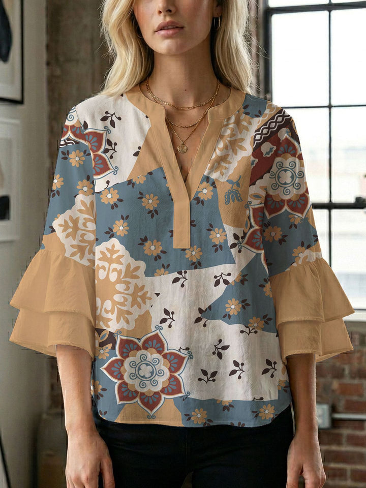 Damebluse med smukt blomstermotiv Skovae