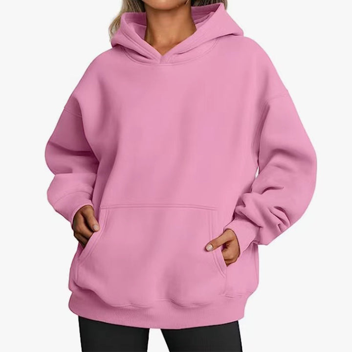 Kvinders oversized hoodie med praktiske kængurulommer og blød indvendig foring Skovae