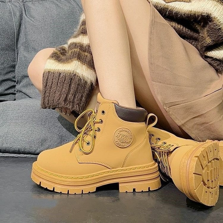 Dame Høje Vinterstøvler med robust sål og isolerende inderfor Stilla