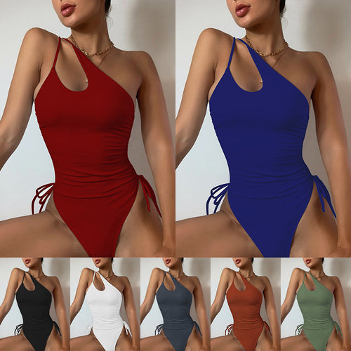 Dame one-piece badedragt med asymmetrisk snit og justerbare sideløsninger Stilla