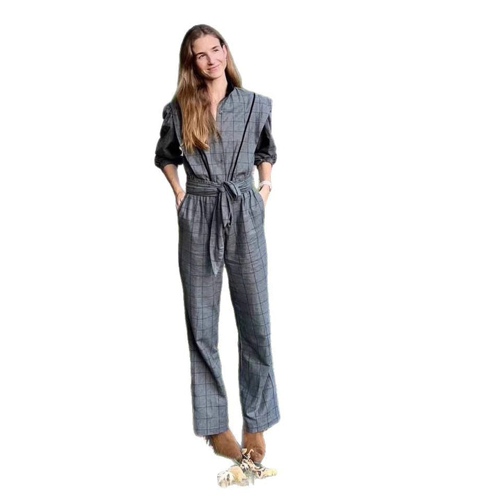 Dame jumpsuit med skræddersyet snit og grafisk ternet mønster Stilla