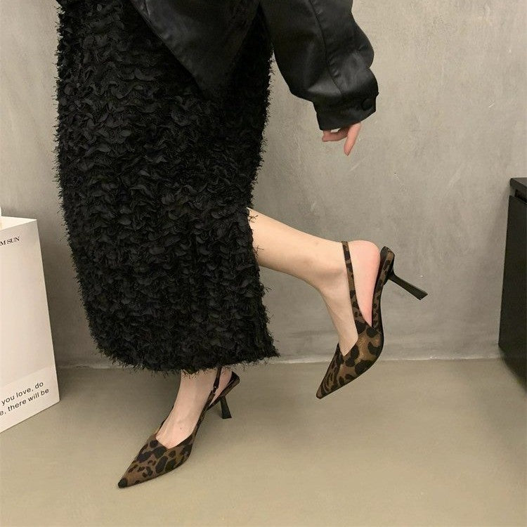 Dame elegante Slingback-hæle med feminin spids tåform Stilla