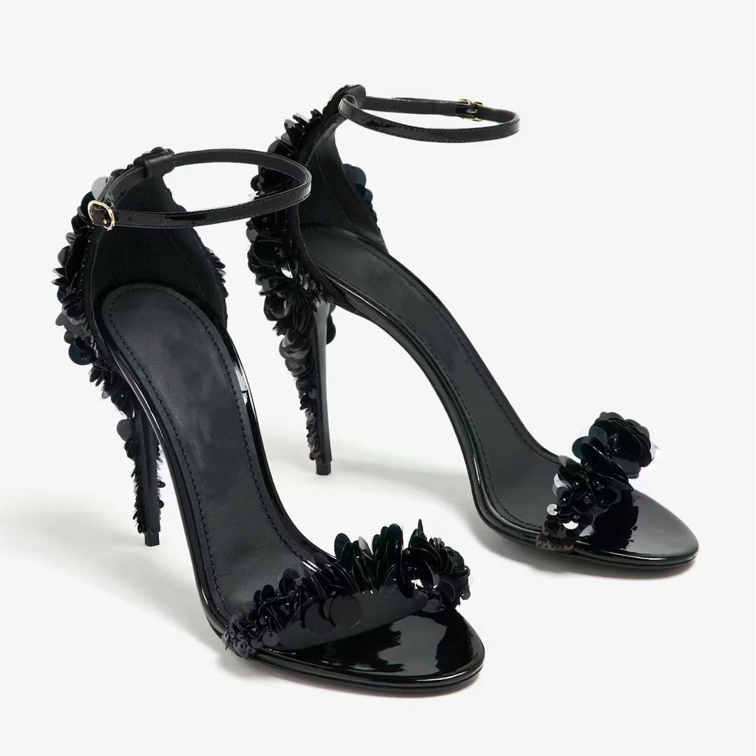 Femme Højhælede Sandaler med florale udsmykninger Stilla
