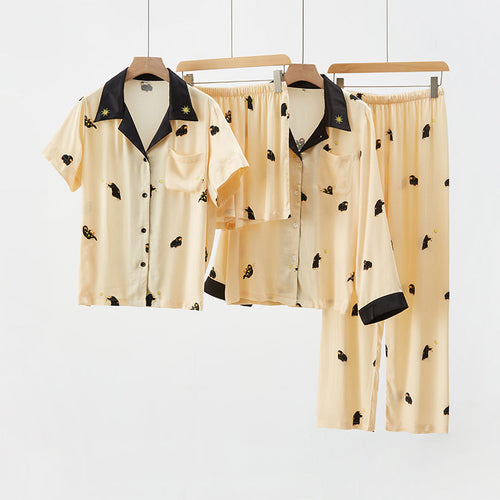 Dame Satin Pyjamasæt med elegant mønster og komfortabel pasform Stilla