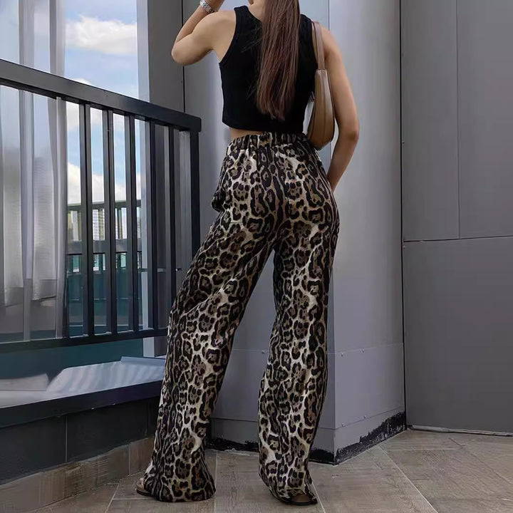Dame afslappet Palazzo-bukser med moderigtigt leopardmønster og elastisk talje Stiila