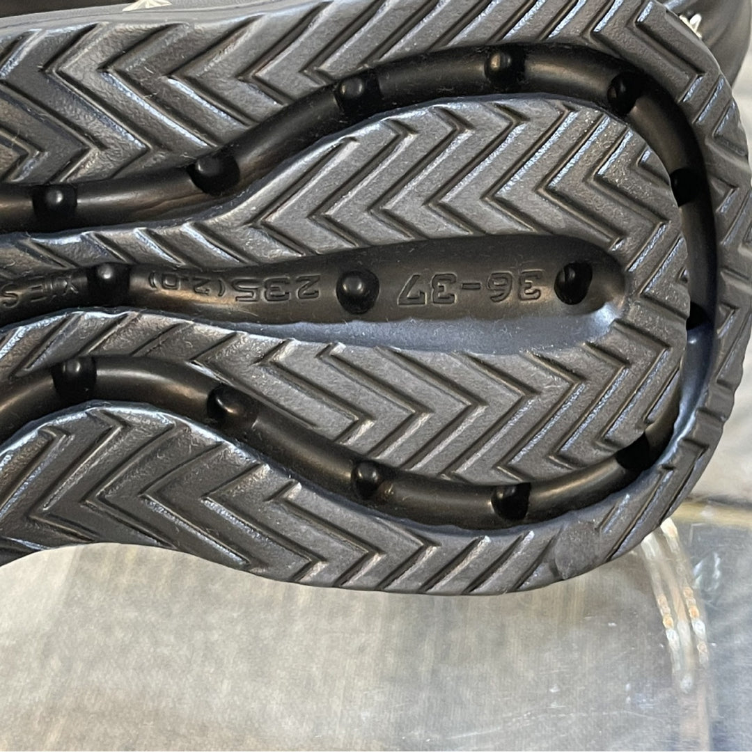 Damer Komfortable og stilfulde flip-flops med glamourøse stjernedekorationer Stilla