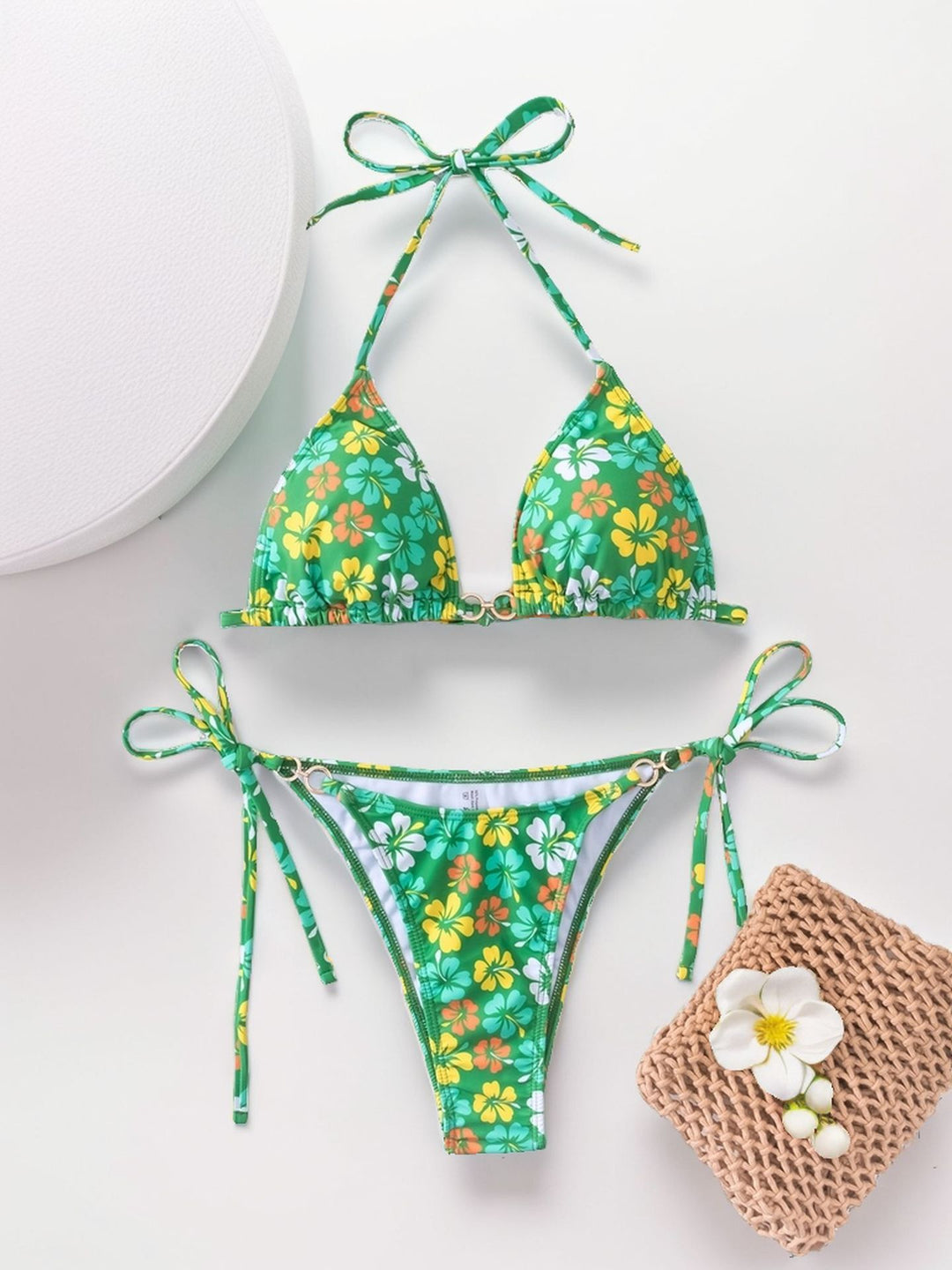 Dame triangel-bikini med raffinerede bindebånd og farverigt blomsterprint Skovae
