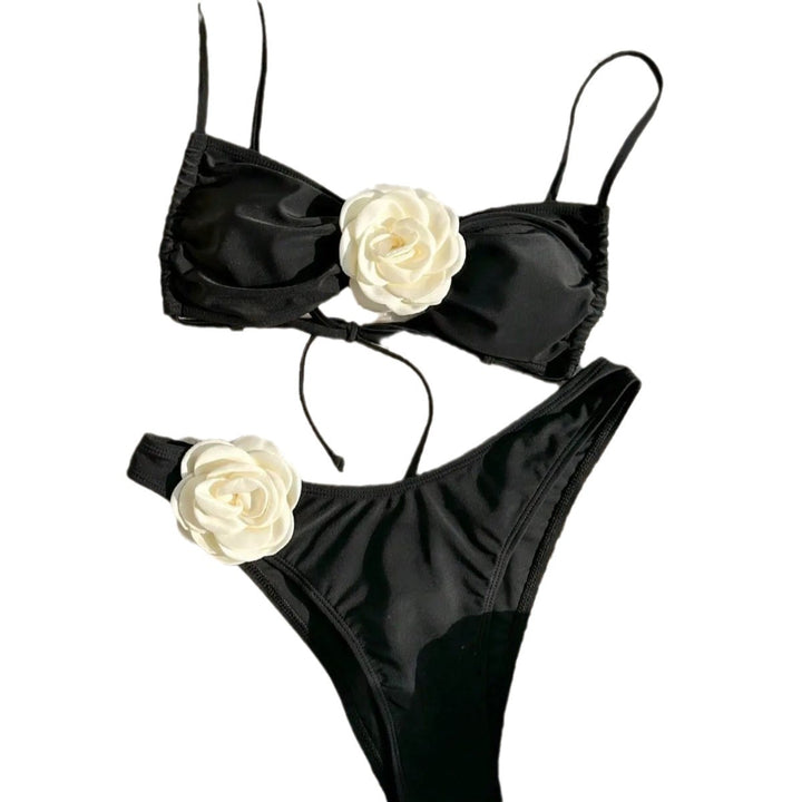 Dame bikini-sæt med romantisk blomsterdetalje og elastisk stof Stilla