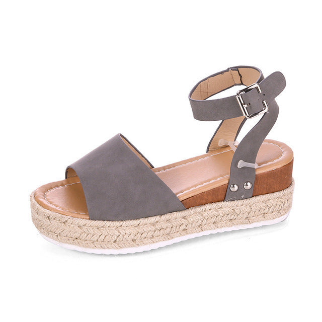 Dame Plateau-sandaler med justerbar rem og skridsikker sål Stilla