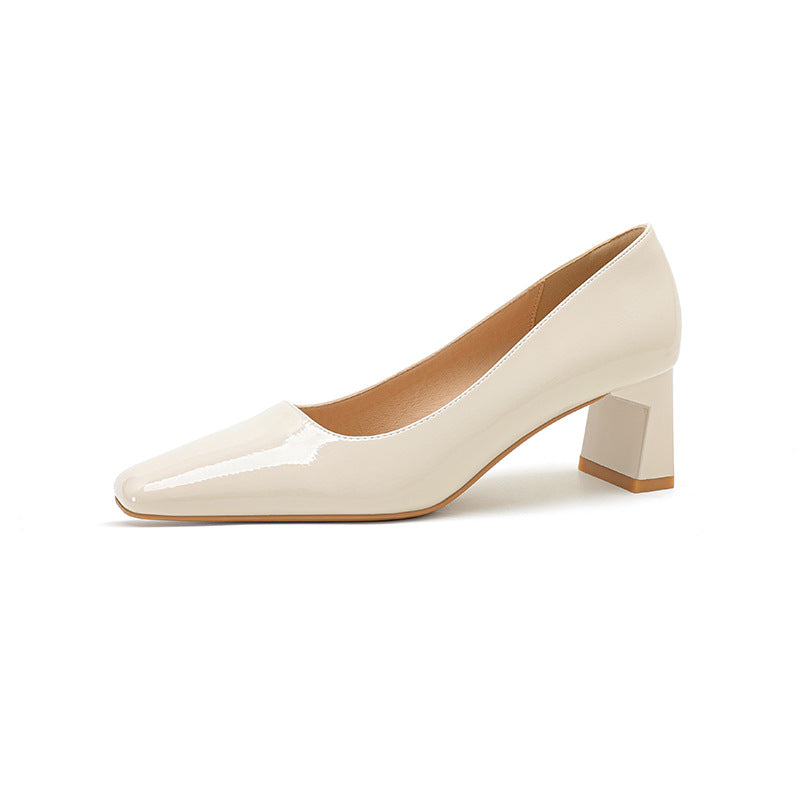 Dame Chunky Block-hælsko med elegant glansfuld finish Stilla