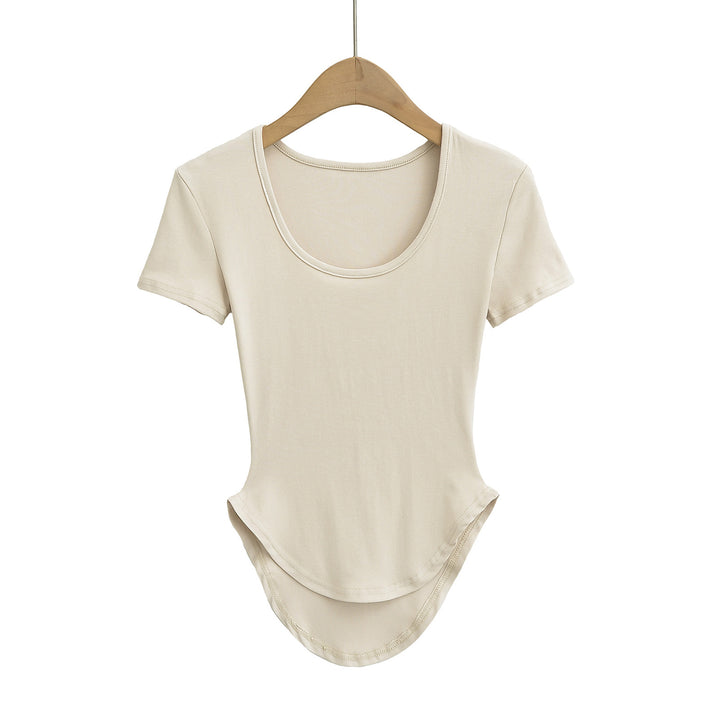 Dame Rund Hals T-Shirt med asymmetrisk kant og elastisk pasform Stilla