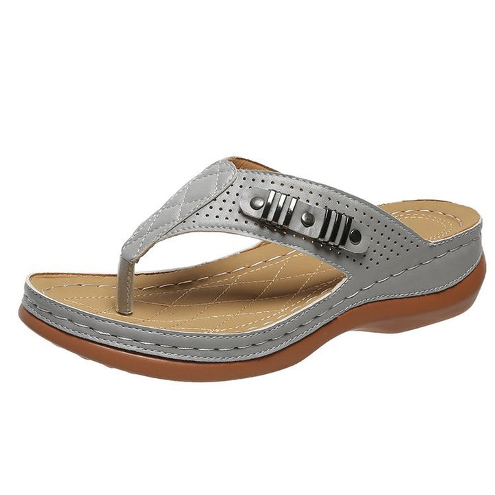 Dame Behagelige Tåsplit Sandaler med fashionable accenter og ergonomisk fodseng Stilla