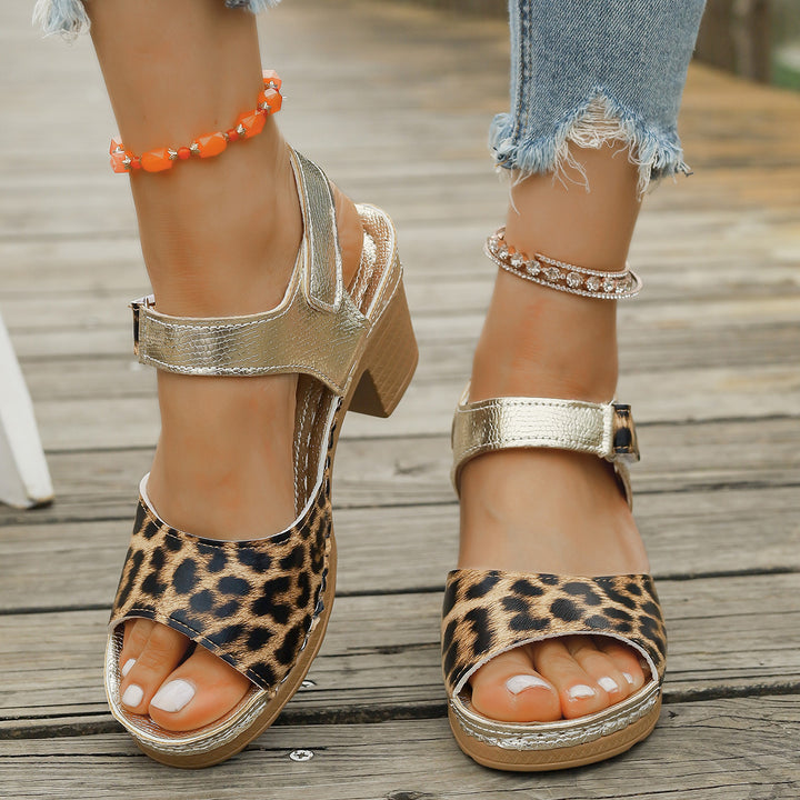 Dame mode Plateau-sandaler med leoparddesign og justerbar rem Stilla