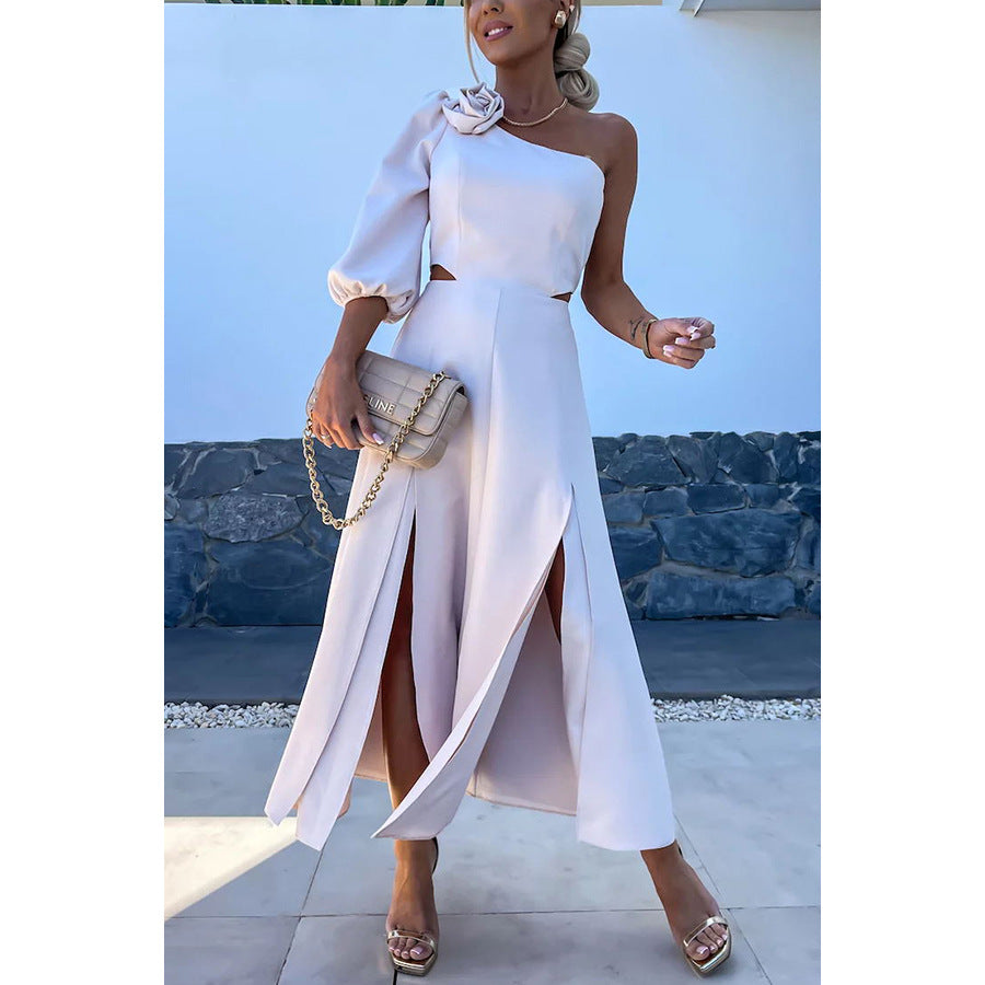 Dame Elegant onepiece-kjole med asymmetrisk design og sidelæg Stiila